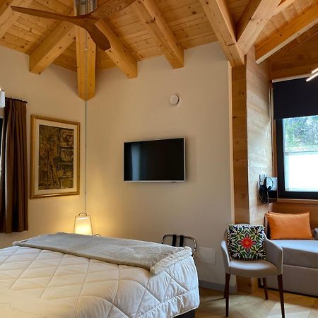 D'Artemisia Chambres D'Hotes Pont-Saint-Martin Kültér fotó